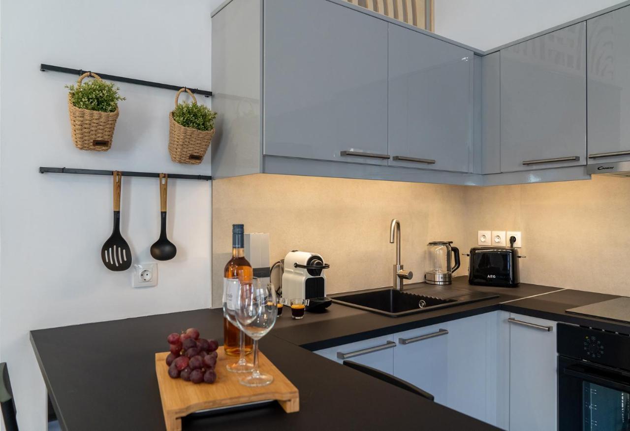Central Suites Aegina 2 Zewnętrze zdjęcie