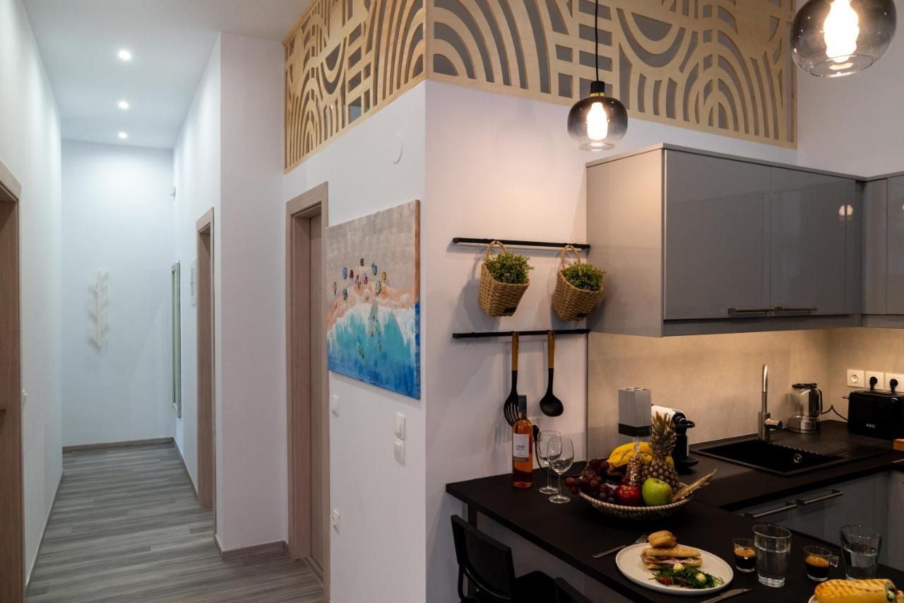 Central Suites Aegina 2 Zewnętrze zdjęcie