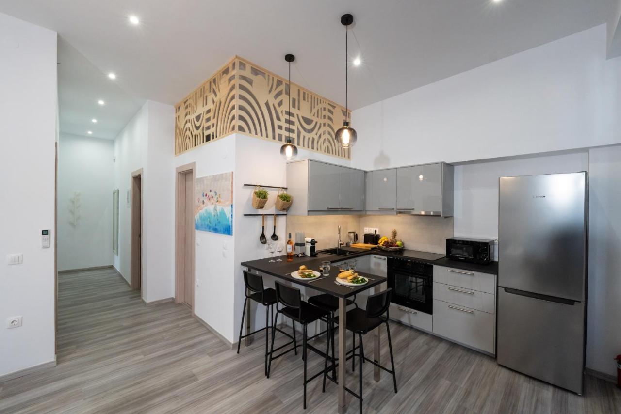 Central Suites Aegina 2 Zewnętrze zdjęcie