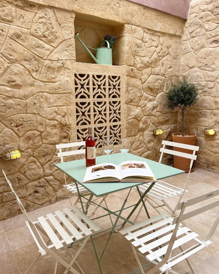 Central Suites Aegina 2 Zewnętrze zdjęcie